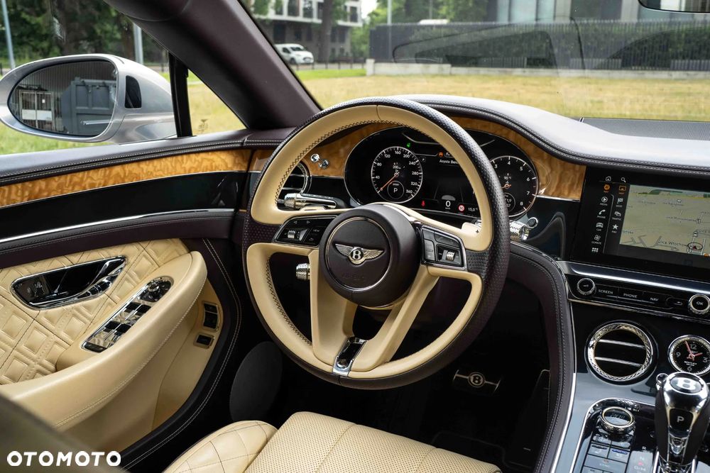 Bentley Continental GT - 24