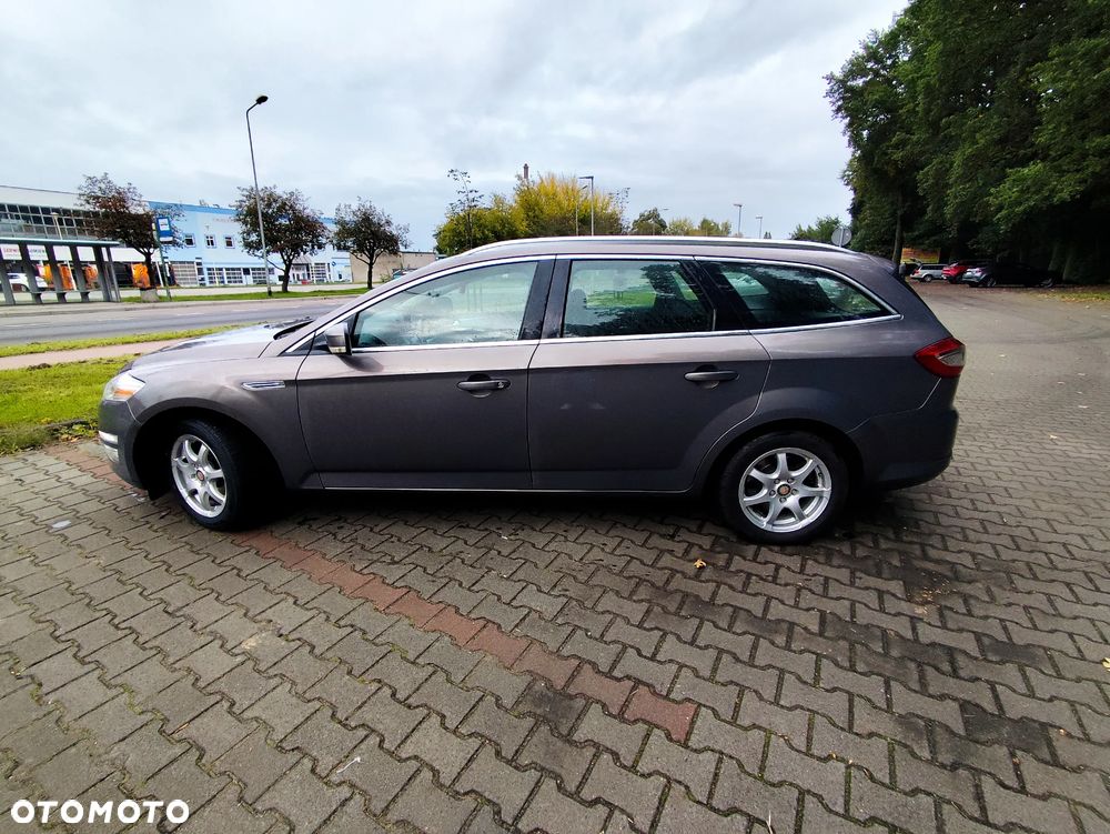 Ford Mondeo 2.0 TDCI Titanium - 9