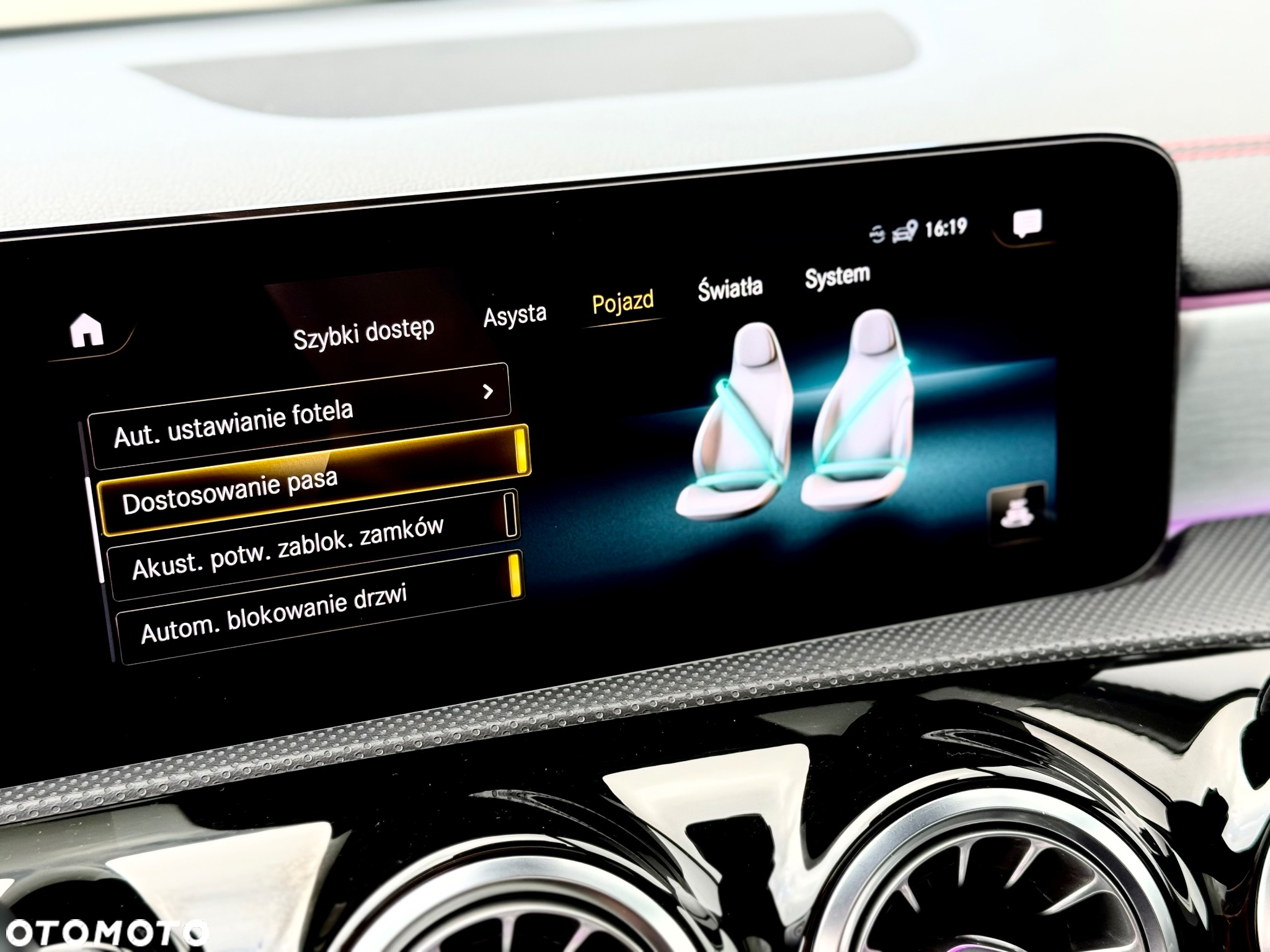 Mercedes-Benz CLA 200 d Shooting Brake 8G-DCT AMG Line Advanced Plus - 35