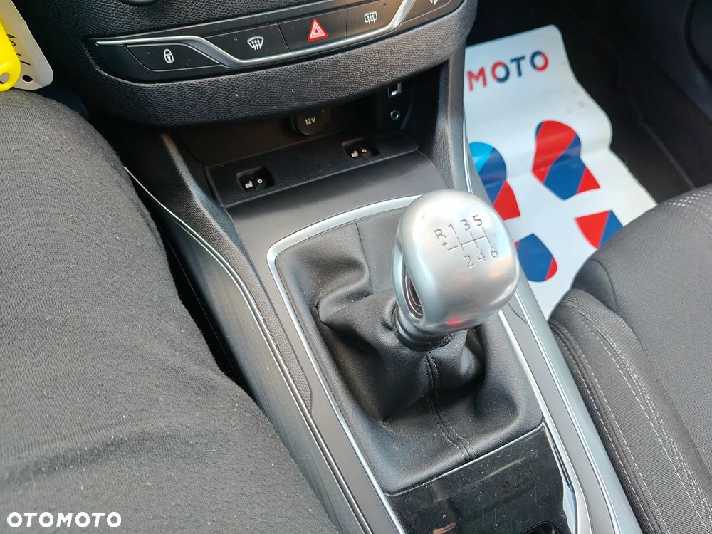 Peugeot 308 2.0 HDi Active - 26