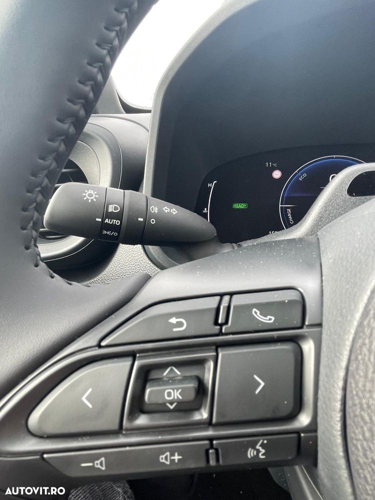 Toyota Aygo X 1.5l HEV 116CP Active - 10