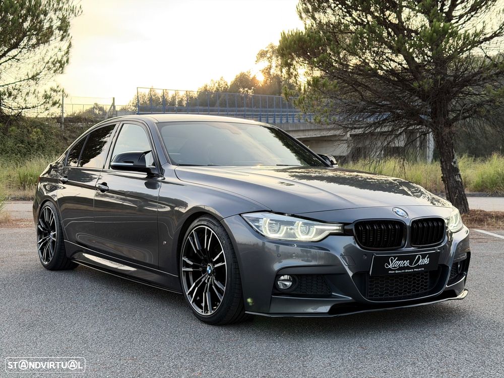 BMW 330 e iPerformance Pack M - 14