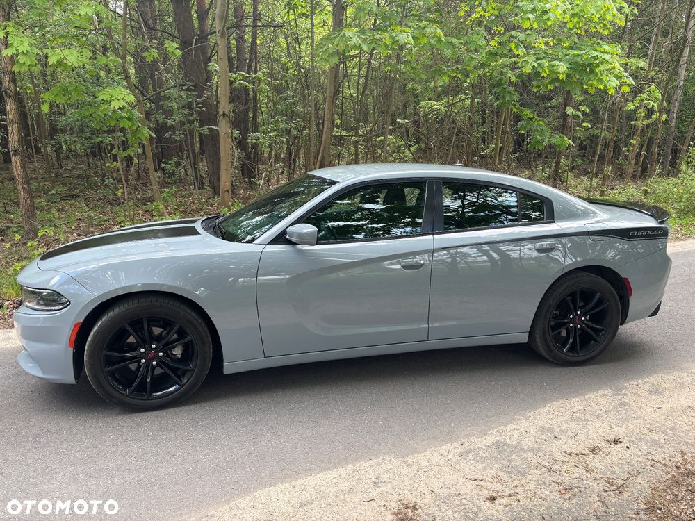Dodge Charger - 7