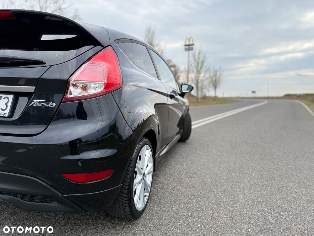 Ford Fiesta 1.5 TDCi Titanium - 4