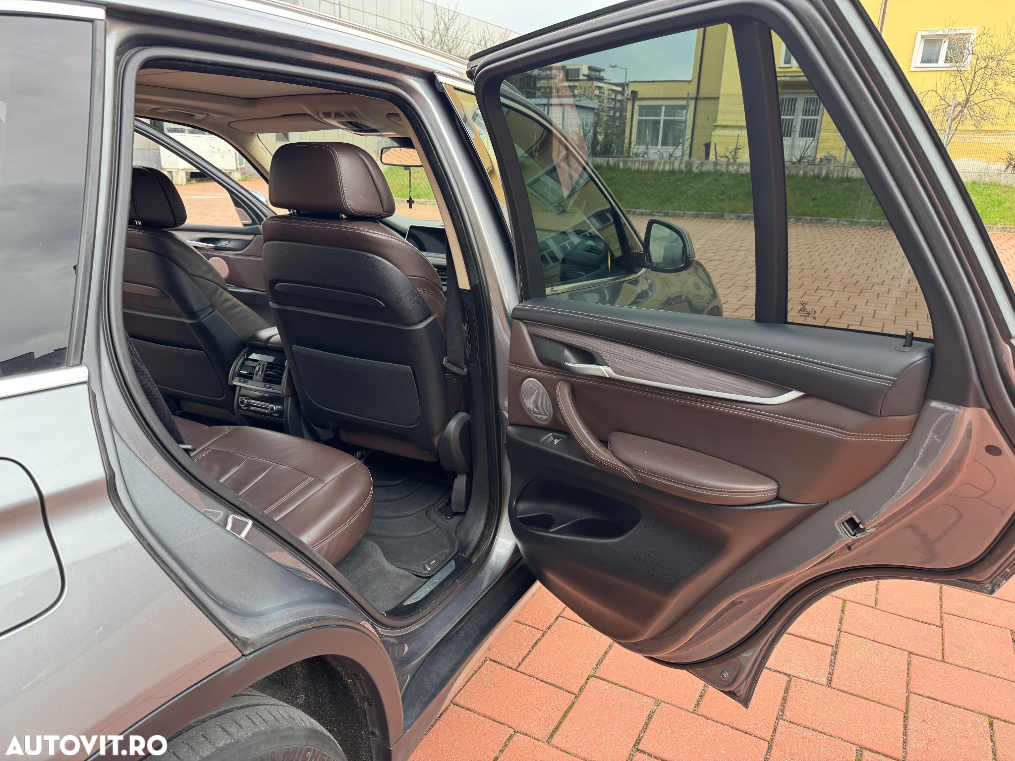 BMW X5 xDrive40d - 13