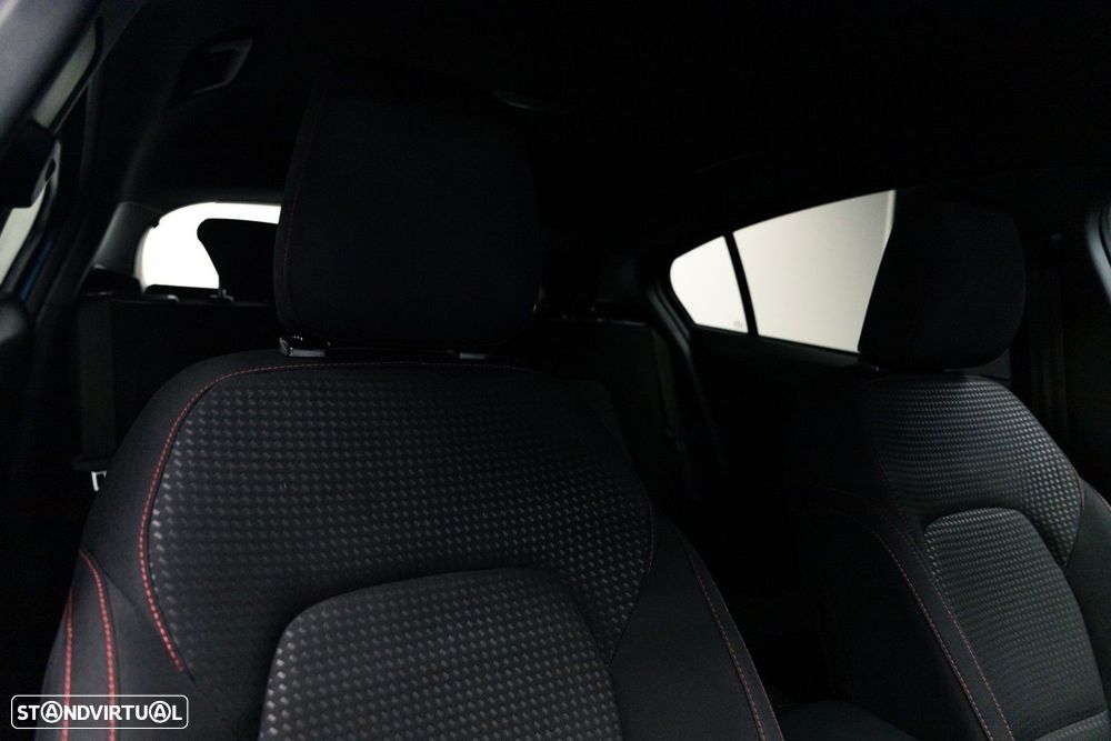 Ford Focus 1.0 EcoBoost MHEV ST-Line - 23