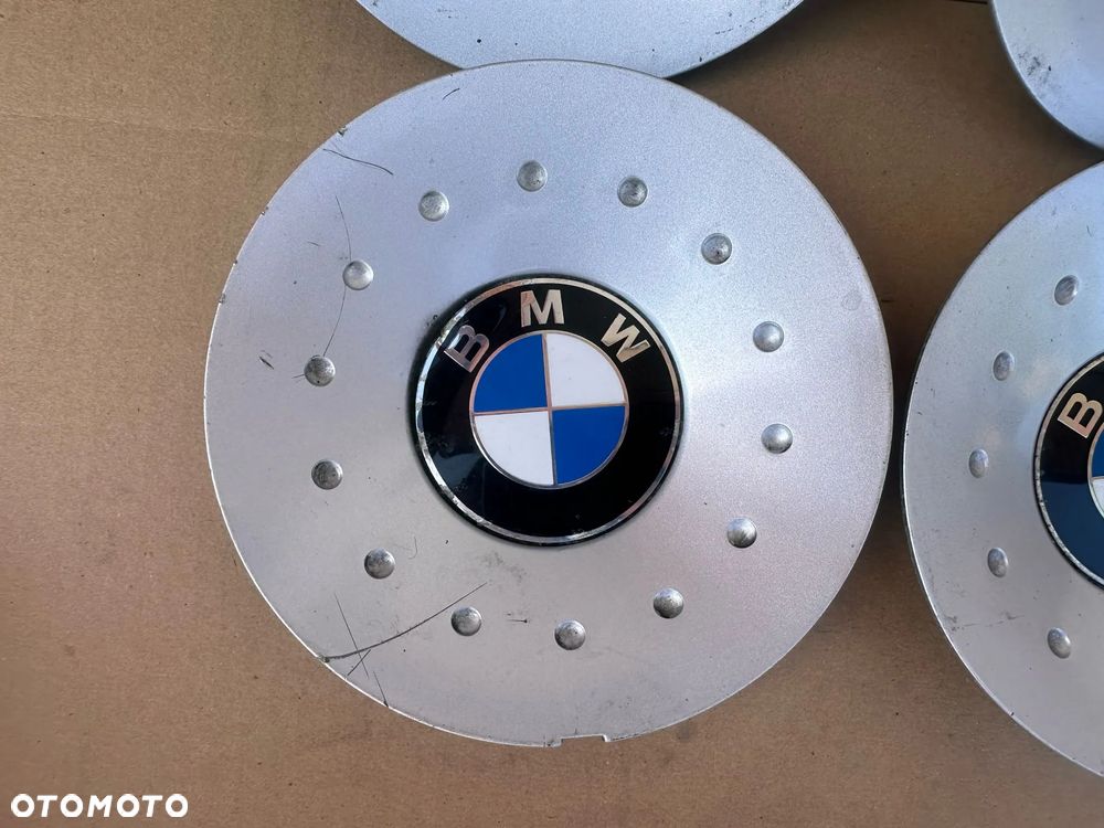 Dekielki emblematy BMW / 36.13-6 751 992 / Komplet - 4
