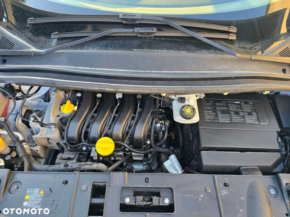 Renault Grand Scenic - 25