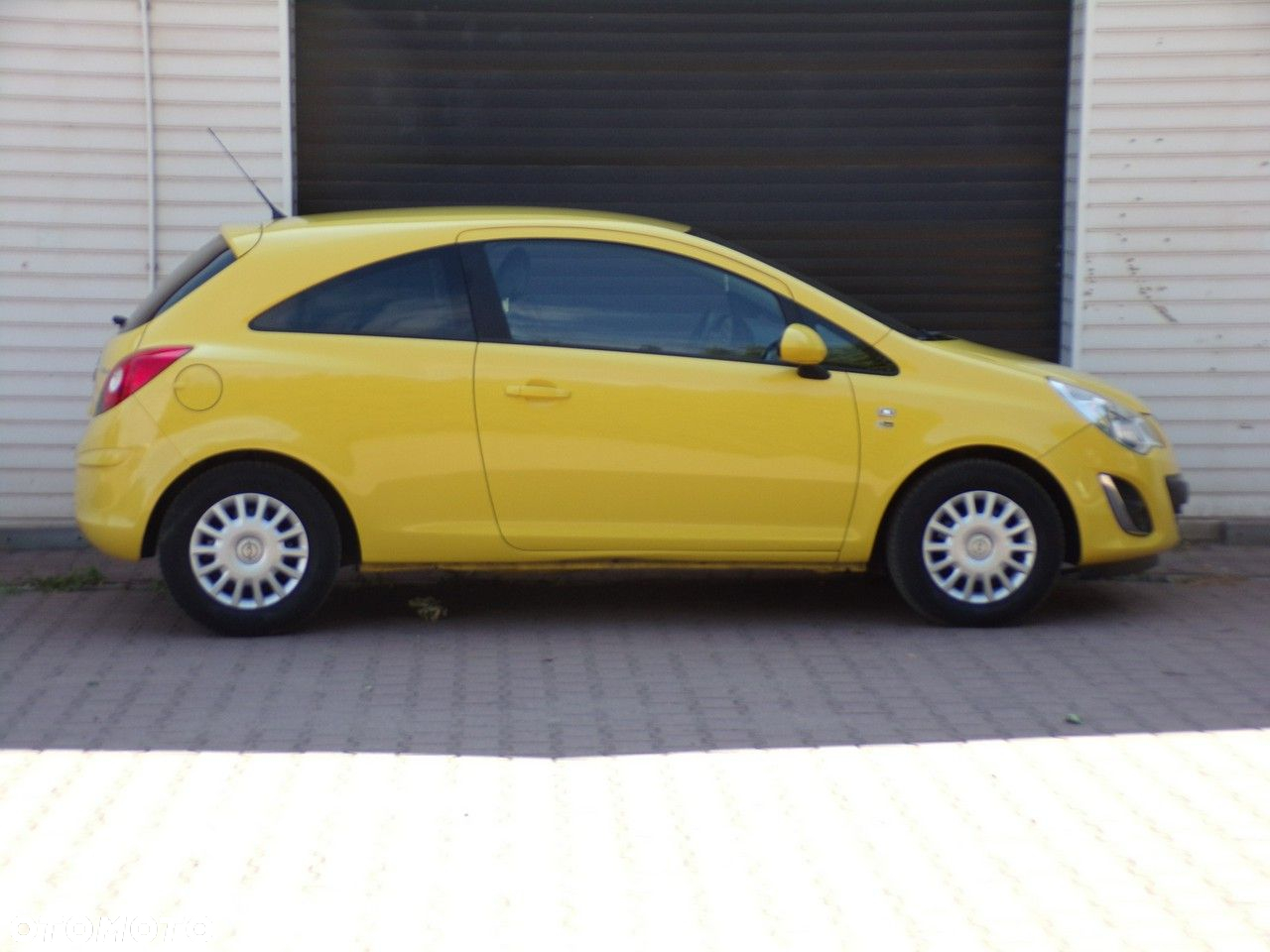 Opel Corsa 1.2 16V EcoFLEX Start-Stop 150 Jahre - 4