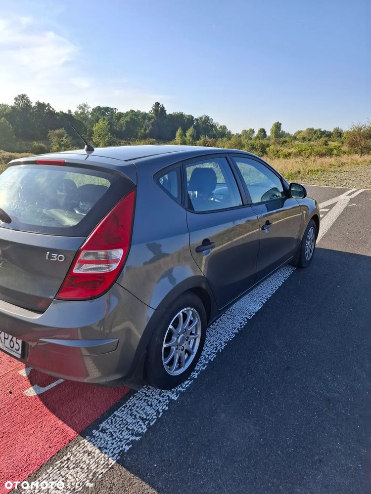 Hyundai i30 1.4 Classic - 4
