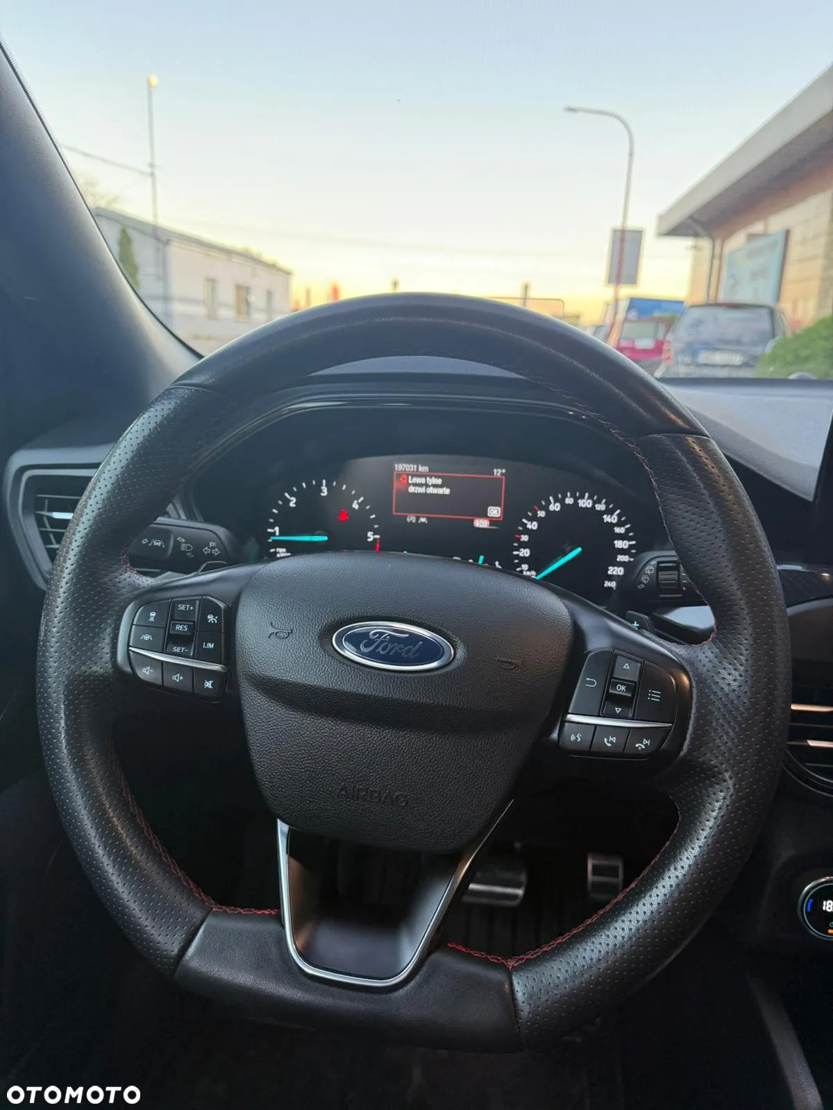 Ford Focus 2.0 EcoBlue ST-Line - 14