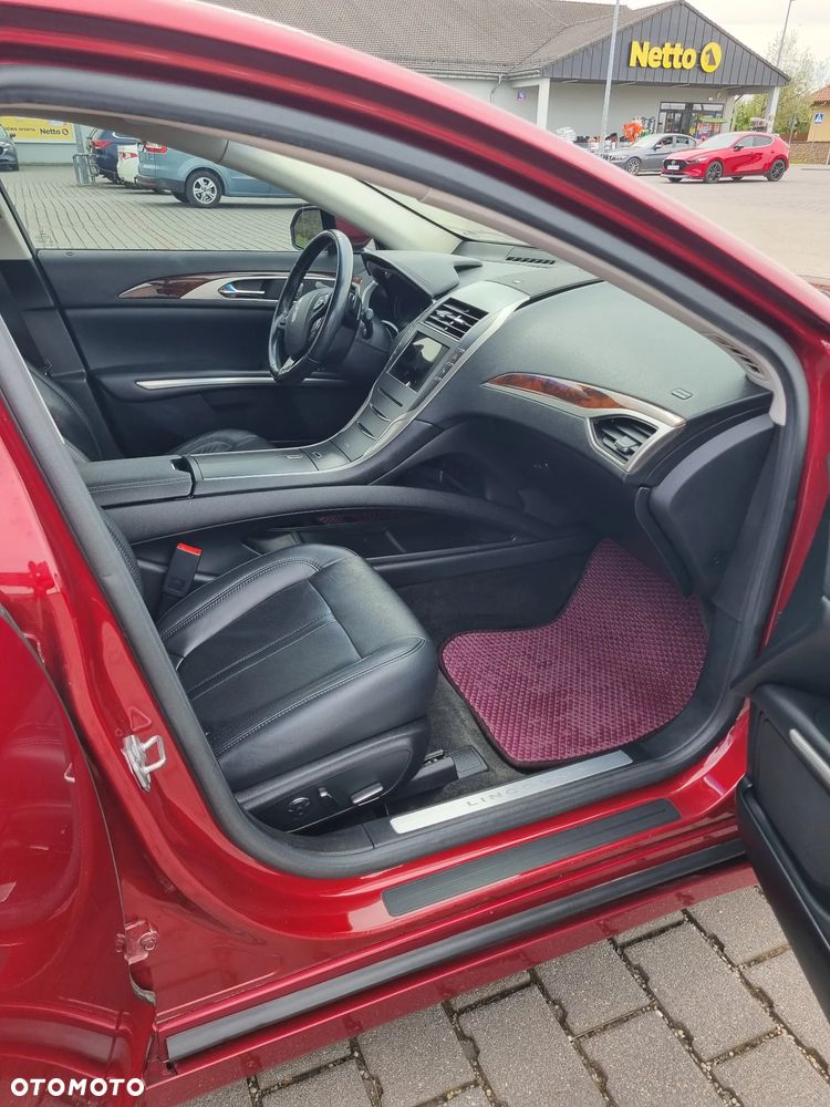Lincoln MKZ - 12
