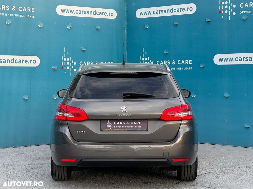 Peugeot 308 1.2 L PureTech Turbo S&S EAT8 Active Pack - 14