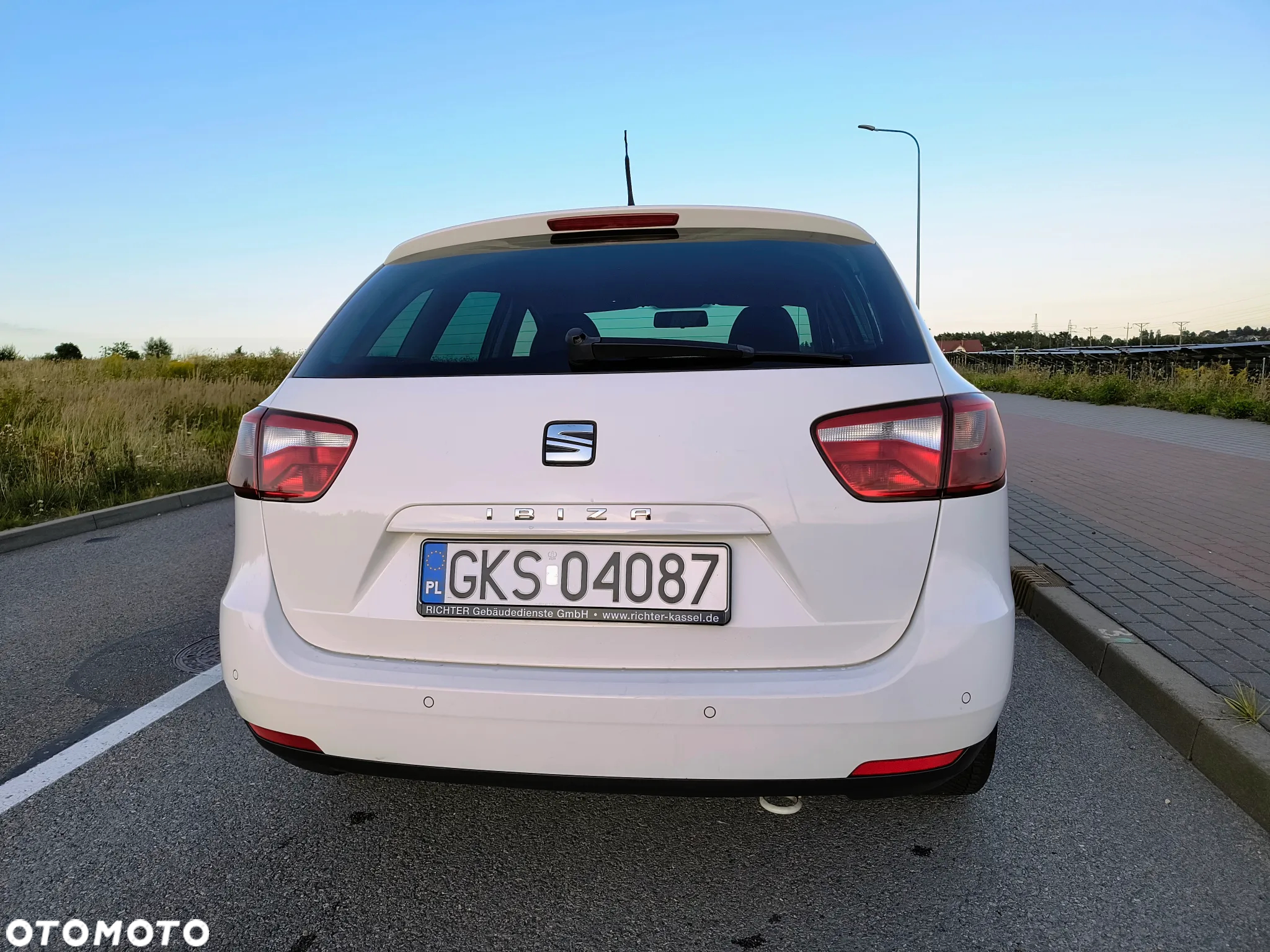 Seat Ibiza ver-1-4-16v-style - 12