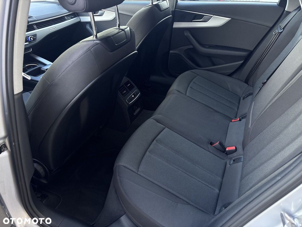Audi A4 Avant - 27