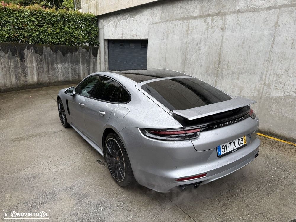 Porsche Panamera 4 E-Hybrid Platinum Edition - 6