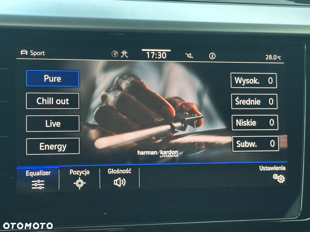 Volkswagen Arteon 2.0 TDI R-Line DSG - 29