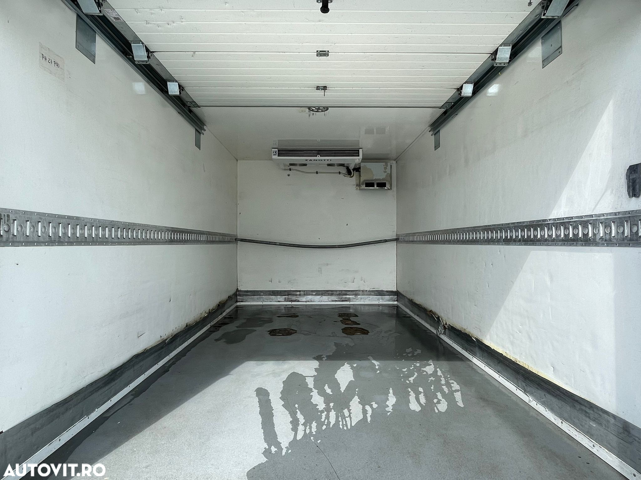 Iveco Daily 3.0 D FRIGORIFIC LIFT SPATE - 4