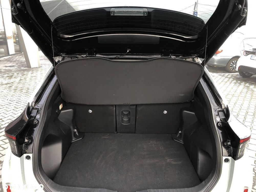 Toyota Yaris Cross Hybrid 1.5 Executive AWD - 19