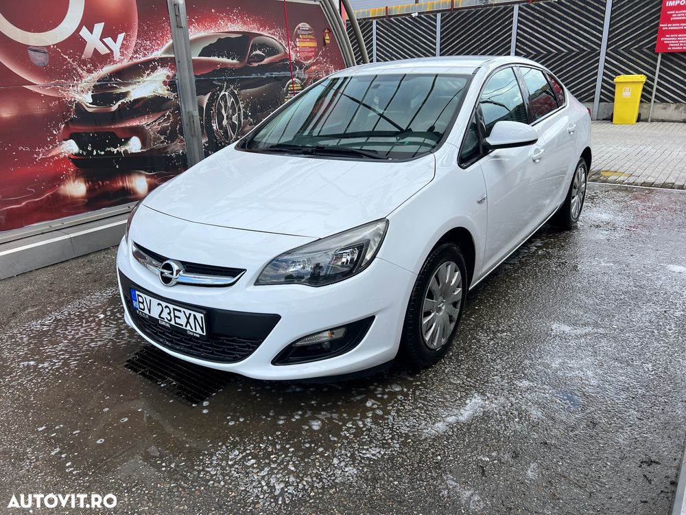 Opel Astra 1.4 Turbo ECOTEC Enjoy - 2