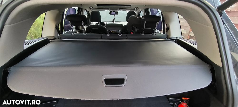 BMW Seria 2 218d Aut. - 34