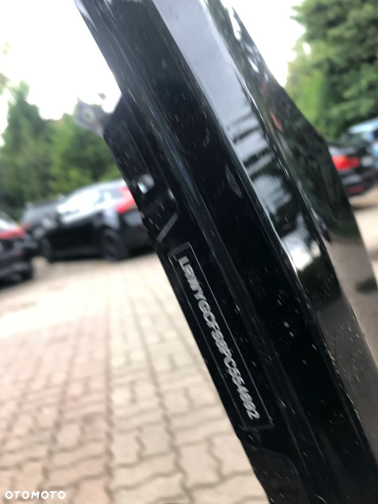 TESLA Y MODEL Y BŁOTNIK PRZEDNI PRAWY idealny - 3