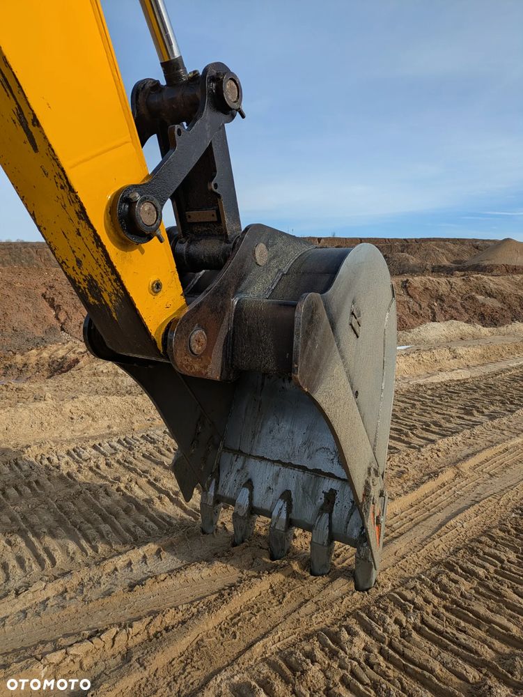 JCB JS370LR T4 - 12