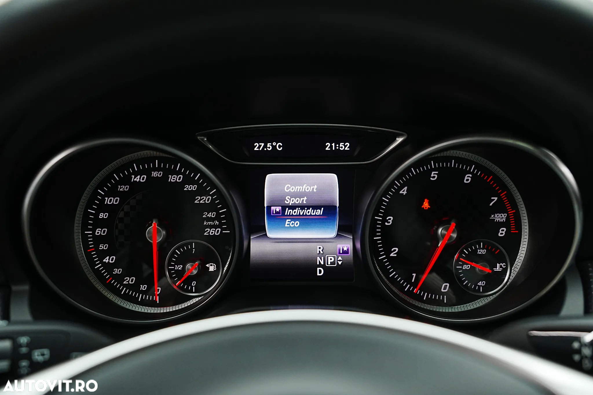 Mercedes-Benz A 160 7G-DCT Activity Edition - 27