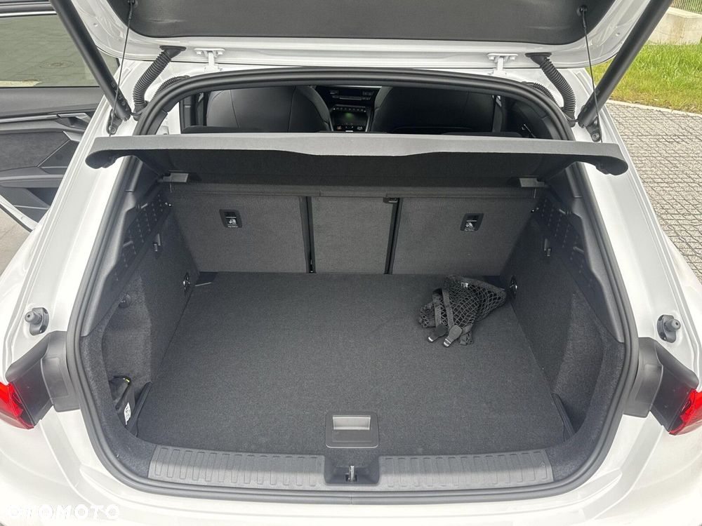 Audi RS3 Sportback - 17