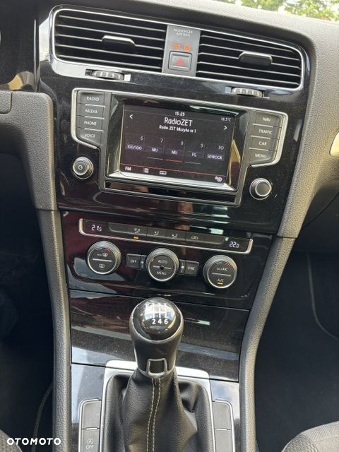 Volkswagen Golf - 20