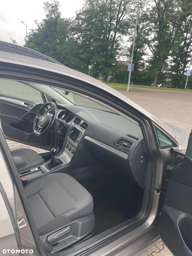Volkswagen Golf 1.4 TSI BMT Comfortline - 12