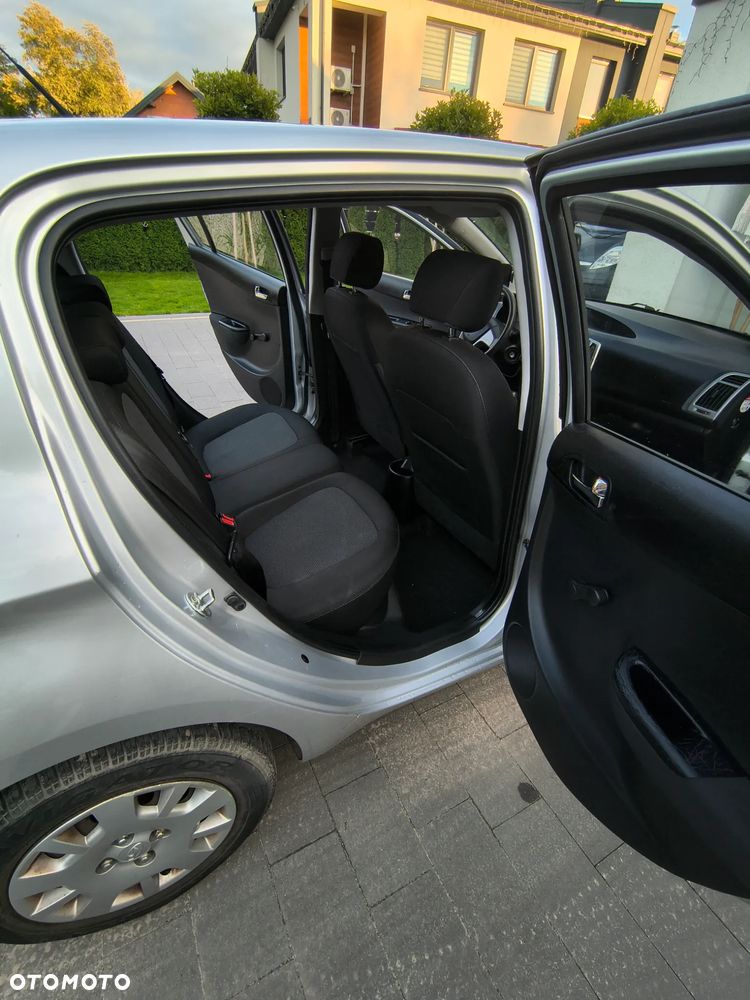 Hyundai i20 - 8