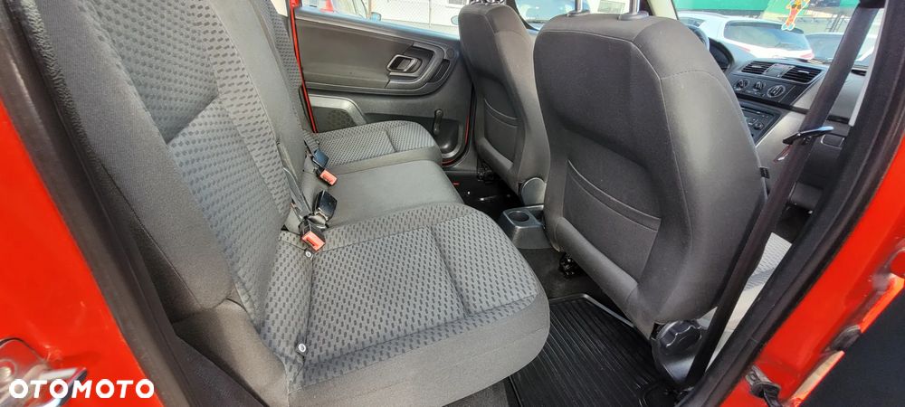 Skoda Roomster - 11
