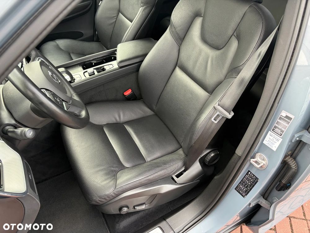 Volvo XC 60 B4 D Core - 14