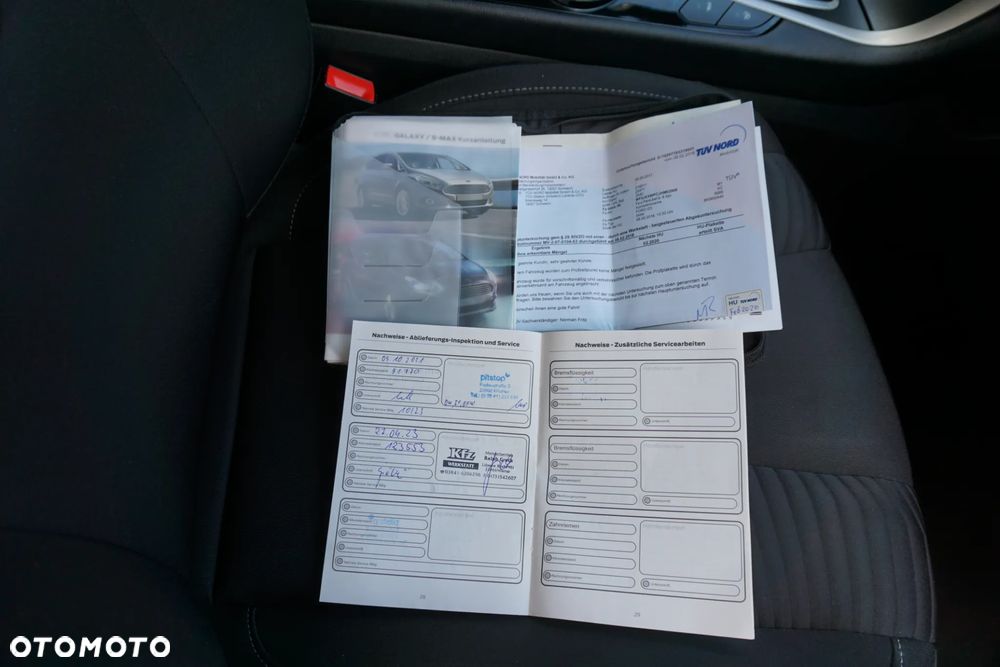 Ford S-Max 2.0 TDCi Titanium PowerShift - 30