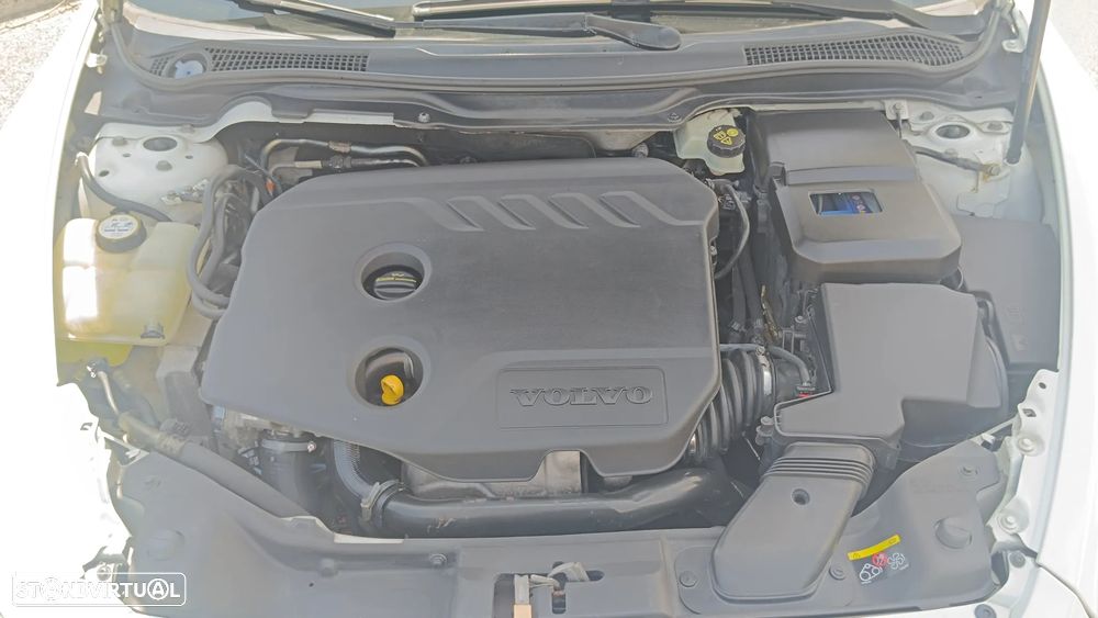 Volvo C30 D2 RDesign Edition - 12