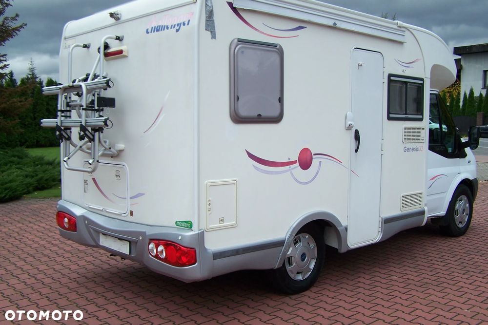 Ford Kamper - 7