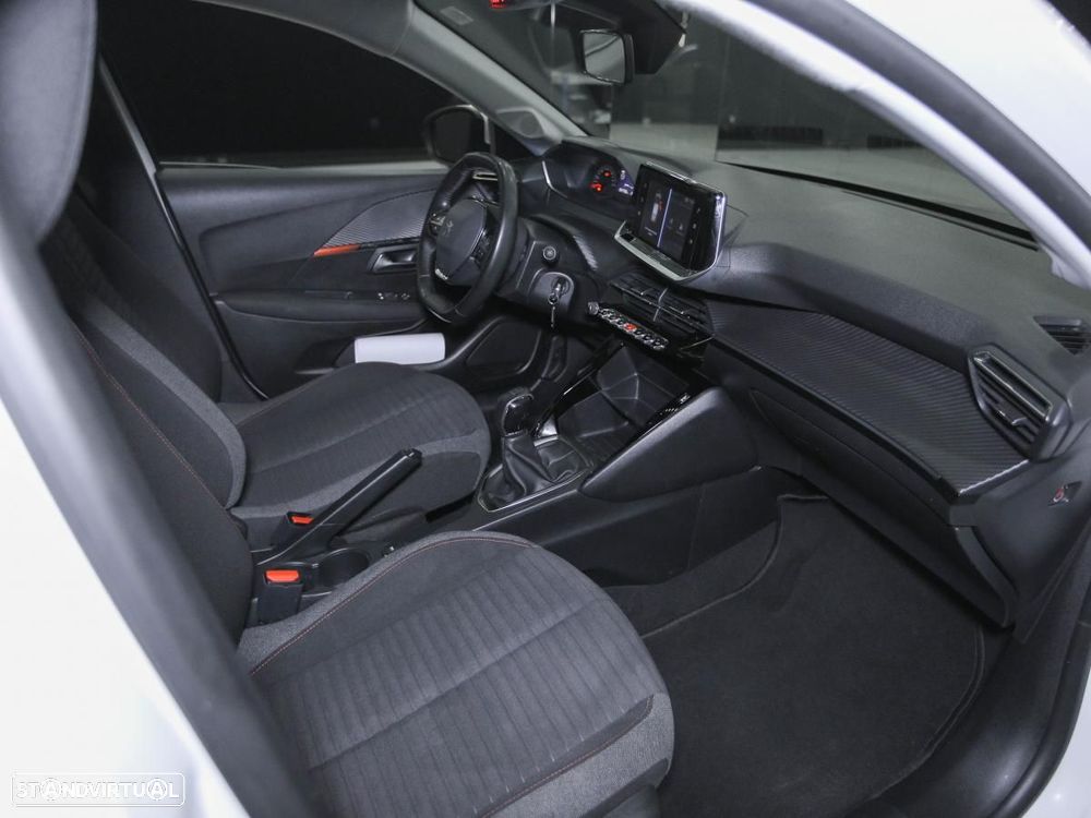 Peugeot 208 1.2 PureTech Active - 8