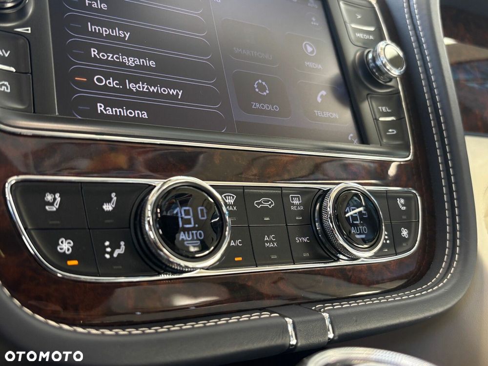 Bentley Bentayga - 31