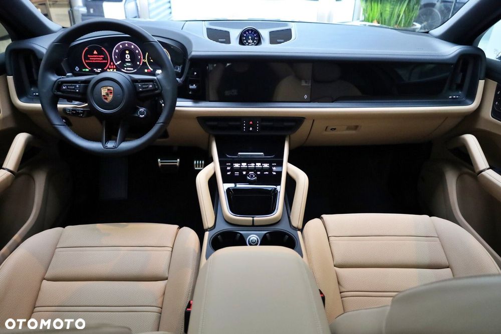 Porsche Cayenne - 11