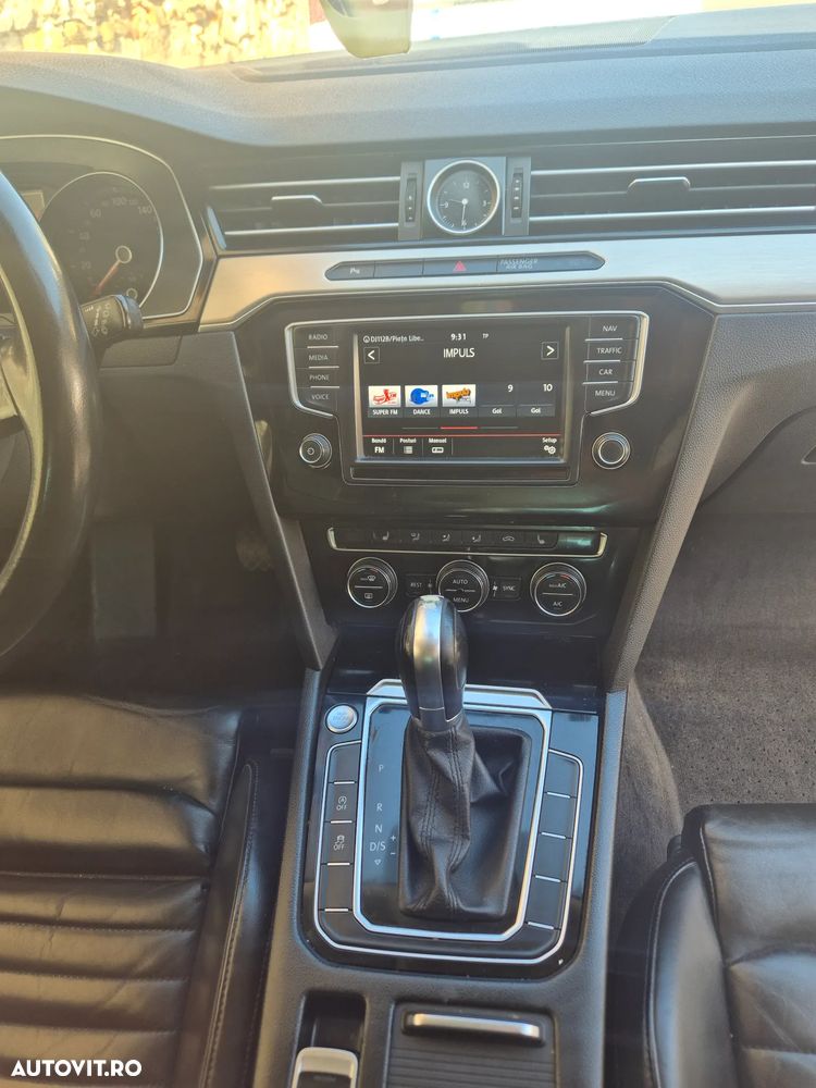 Volkswagen Passat 2.0 TDI DSG Highline - 3
