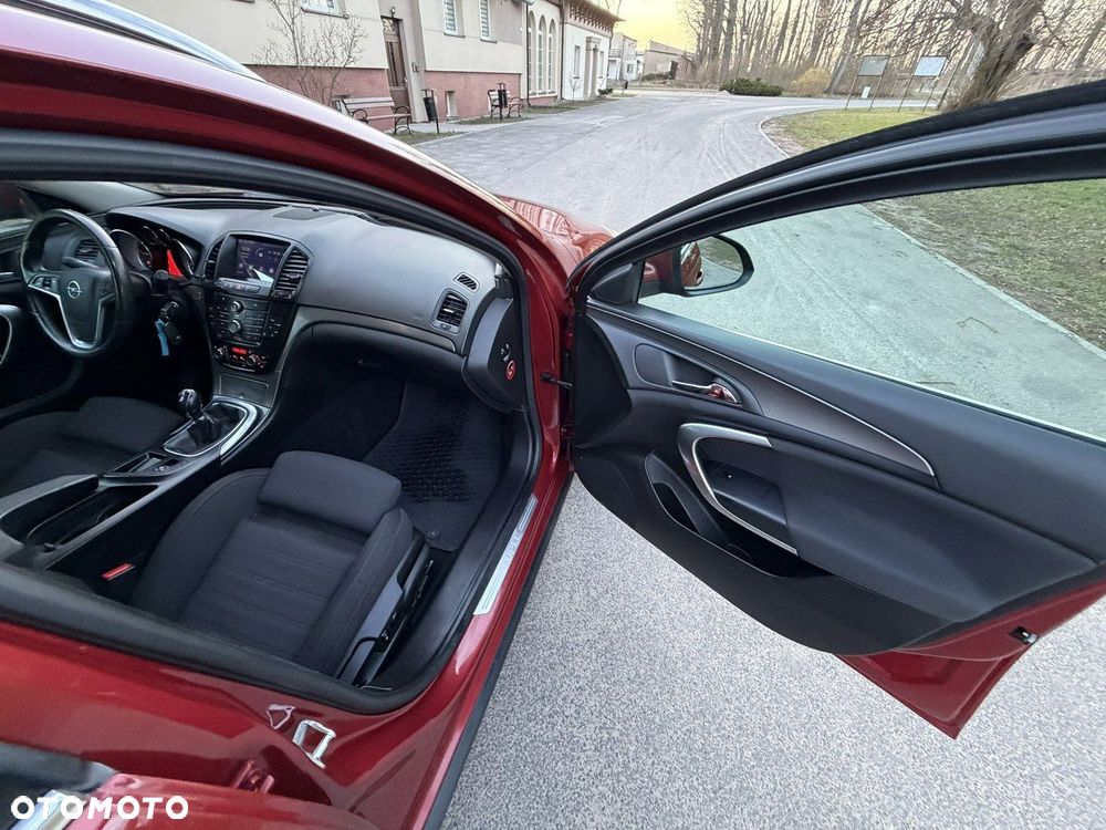 Opel Insignia - 27