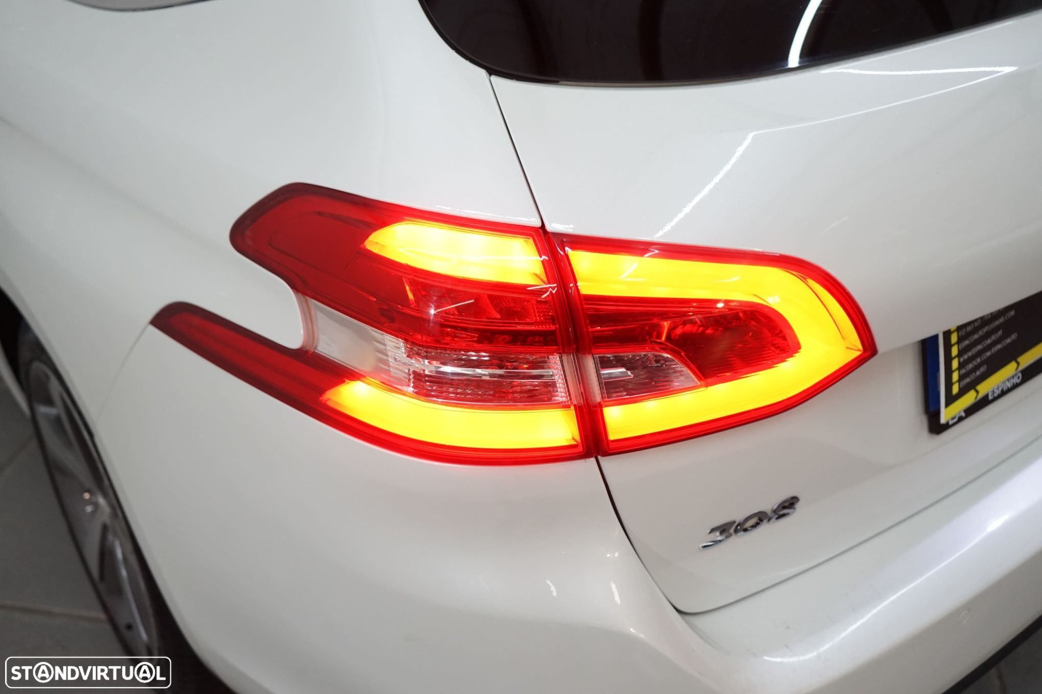 Peugeot 308 SW 1.6 BlueHDi Allure - 14