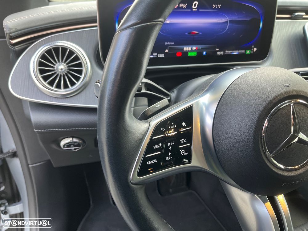 Mercedes-Benz EQE 350+ Electric Art - 18