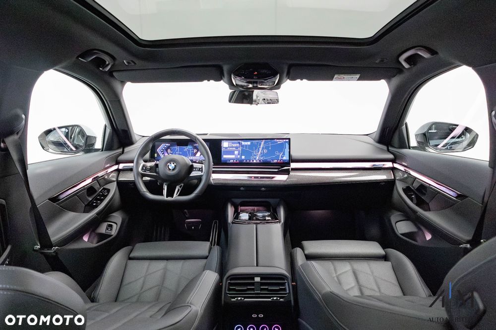 BMW Seria 5 520d xDrive - 14