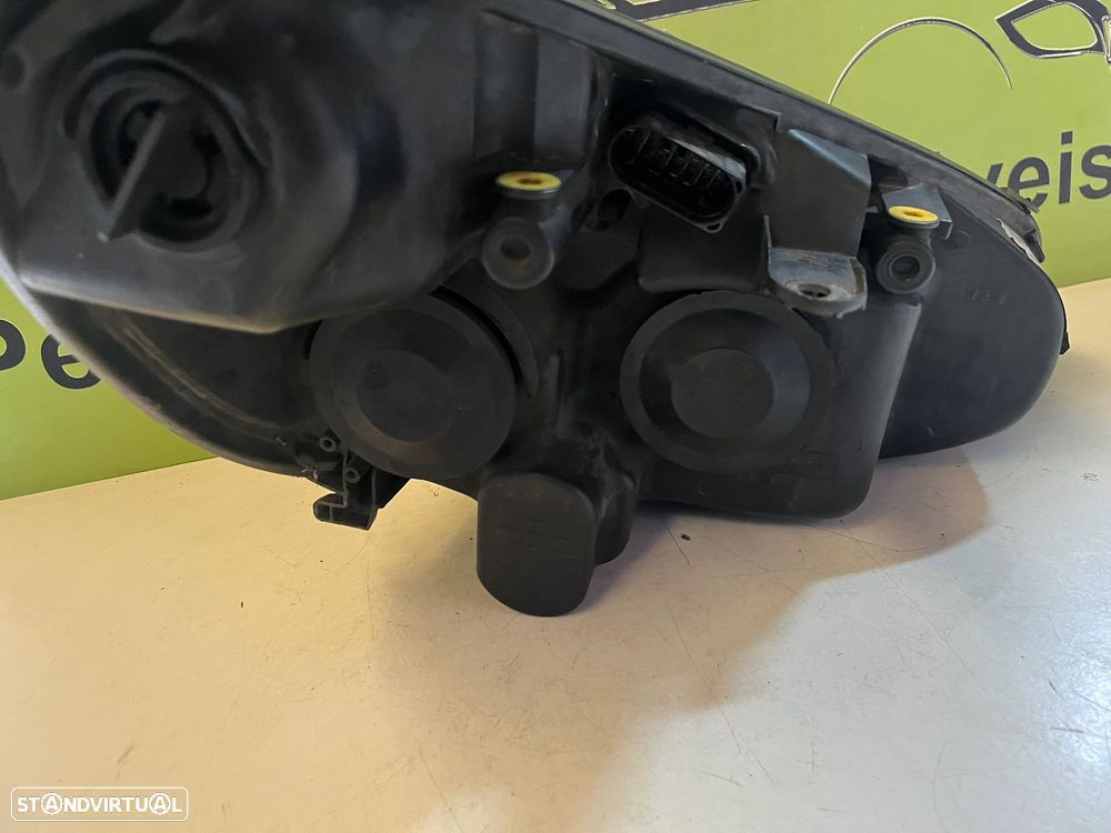 Ford S-Max / Galaxy - FAROL DIREITO / ESQUERDO - FF817 - 12