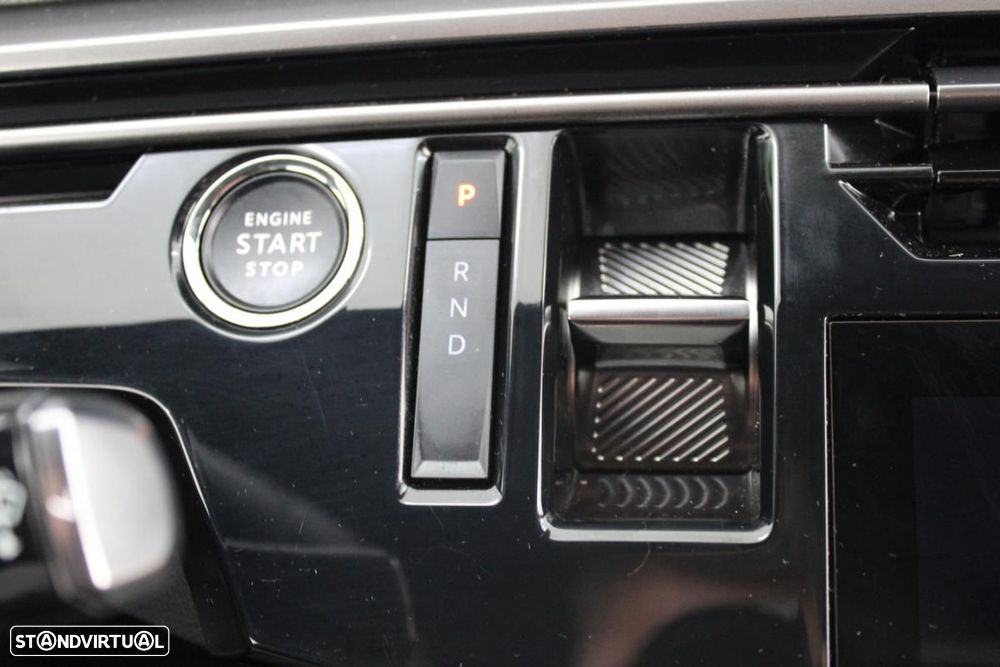 Peugeot E-5008 73 kWh GT - 22