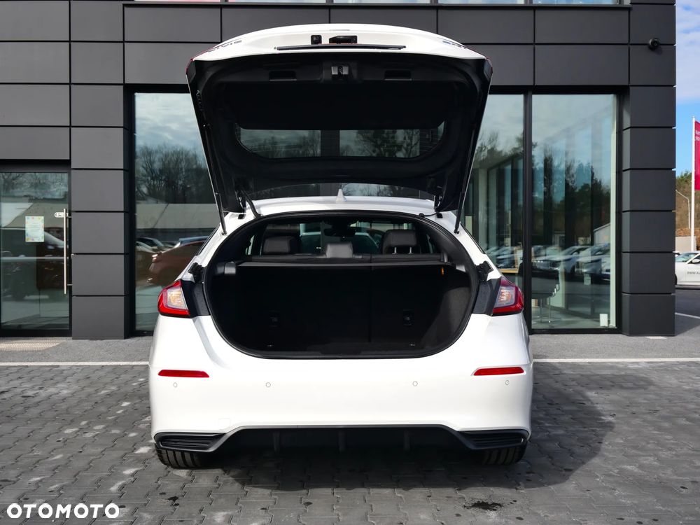 Honda Civic 2.0 i-MMD Sport CVT - 24