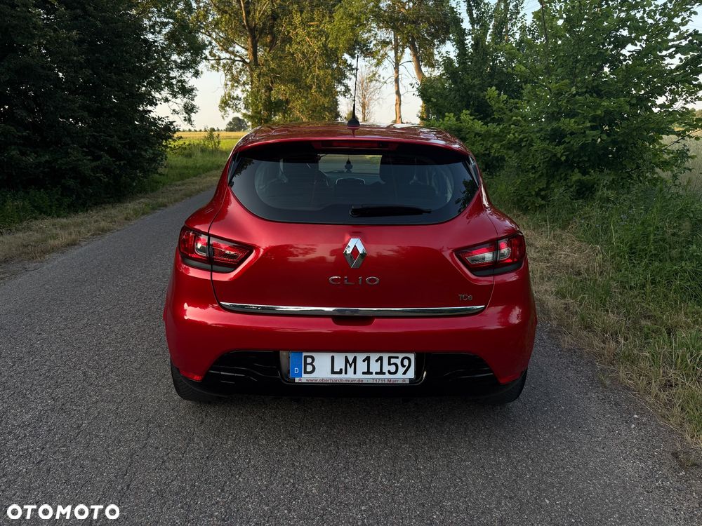 Renault Clio - 9