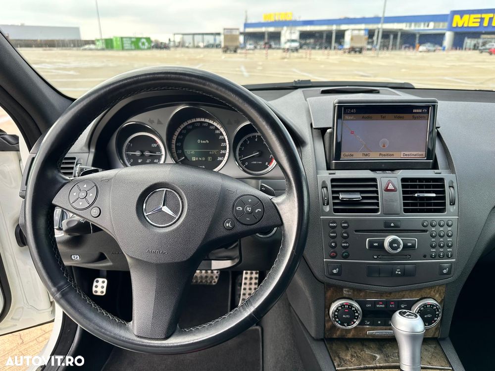 MERCEDES-BENZ C-Class 2010 — imagine 13